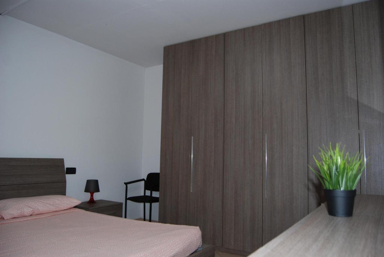 Case Vacanza Le Vele Desenzano del Garda Exterior foto