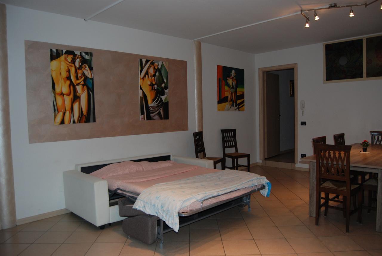 Case Vacanza Le Vele Desenzano del Garda Exterior foto